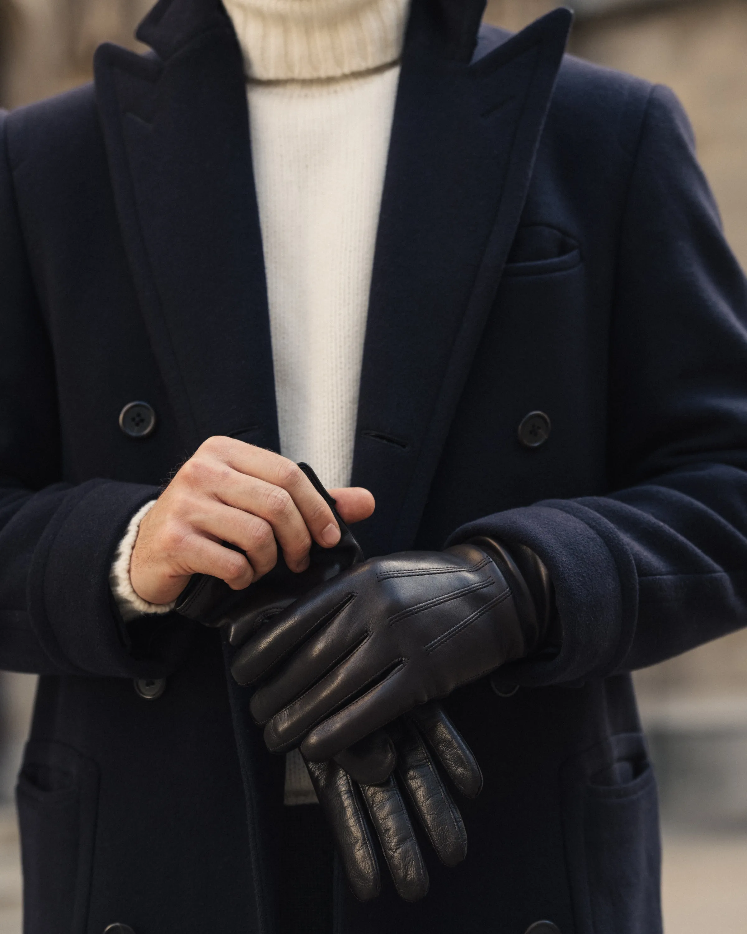 Gentlemen's Gloves from Black Hair Sheep Nappa Lined with Cashmere