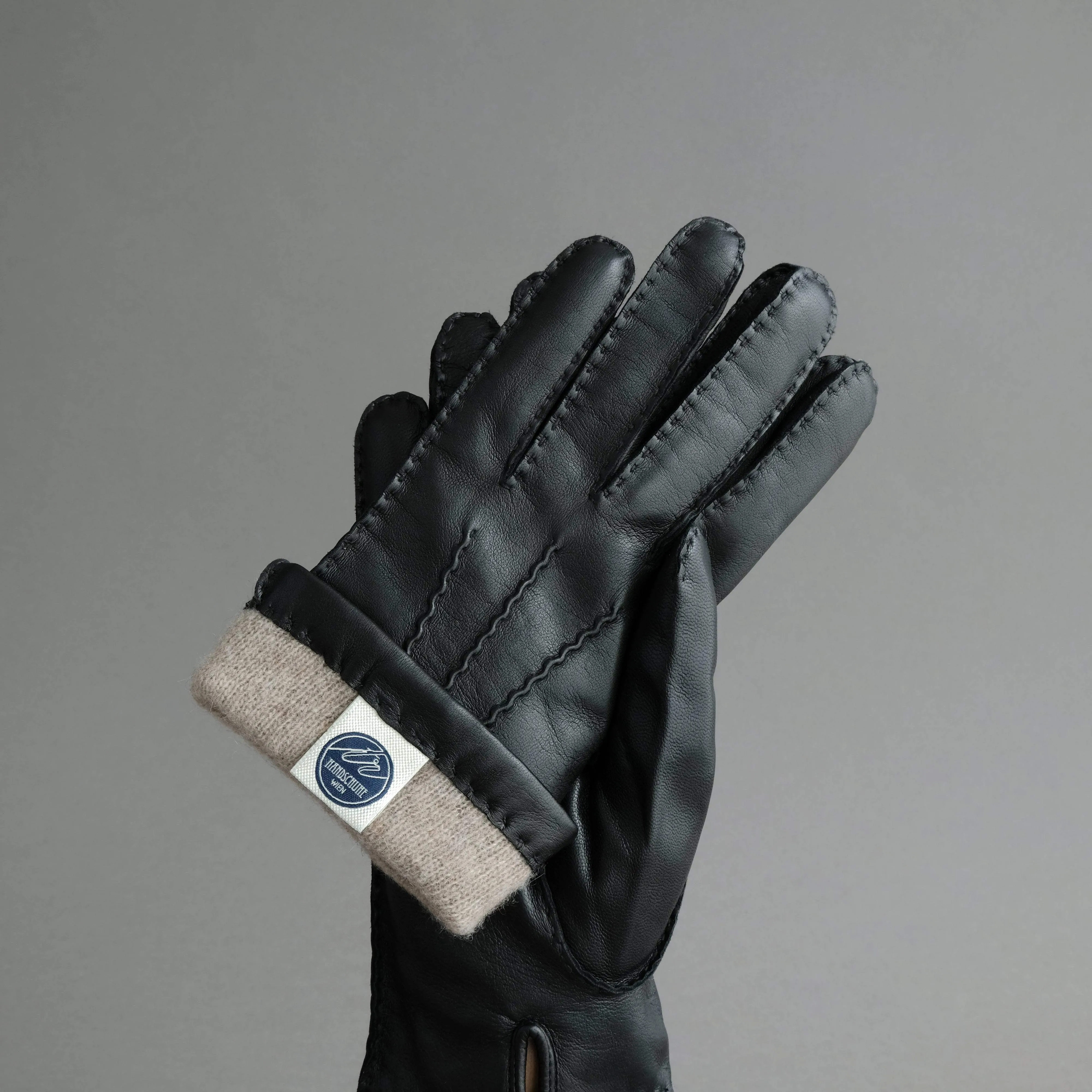 Gentlemen's Gloves from Black Hair Sheep Nappa Lined with Cashmere