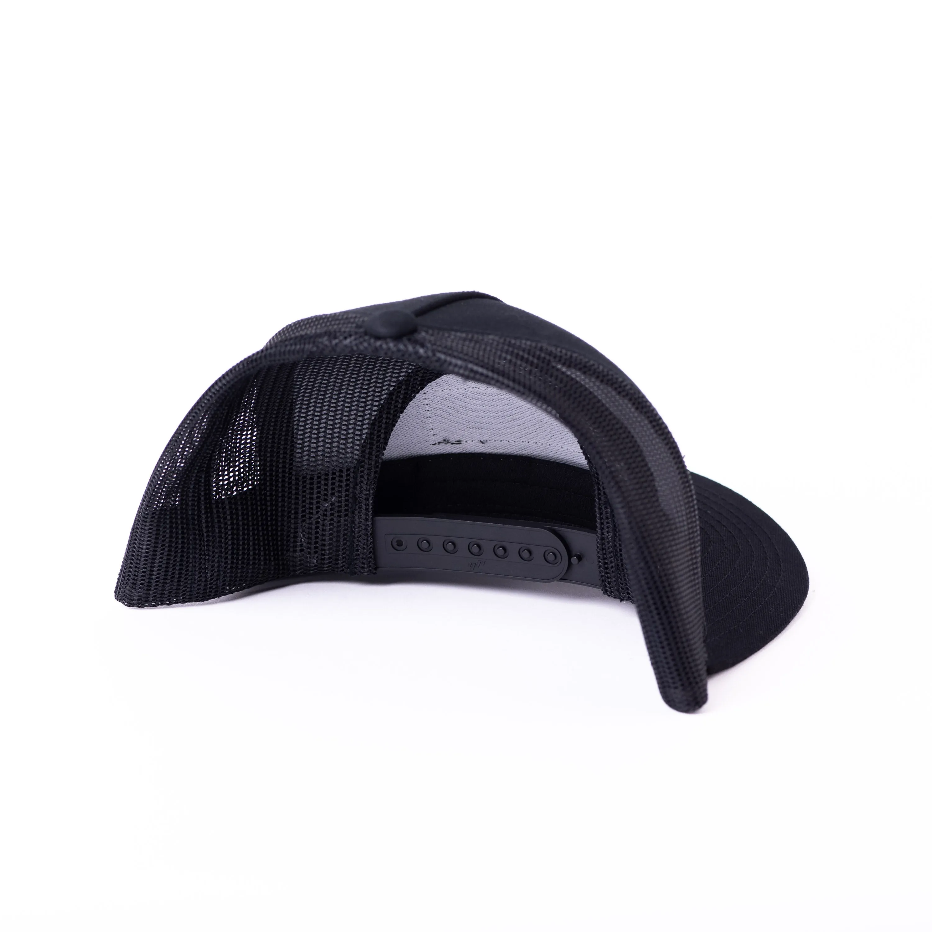 Hat - BB Logo W/ Mesh Snapback