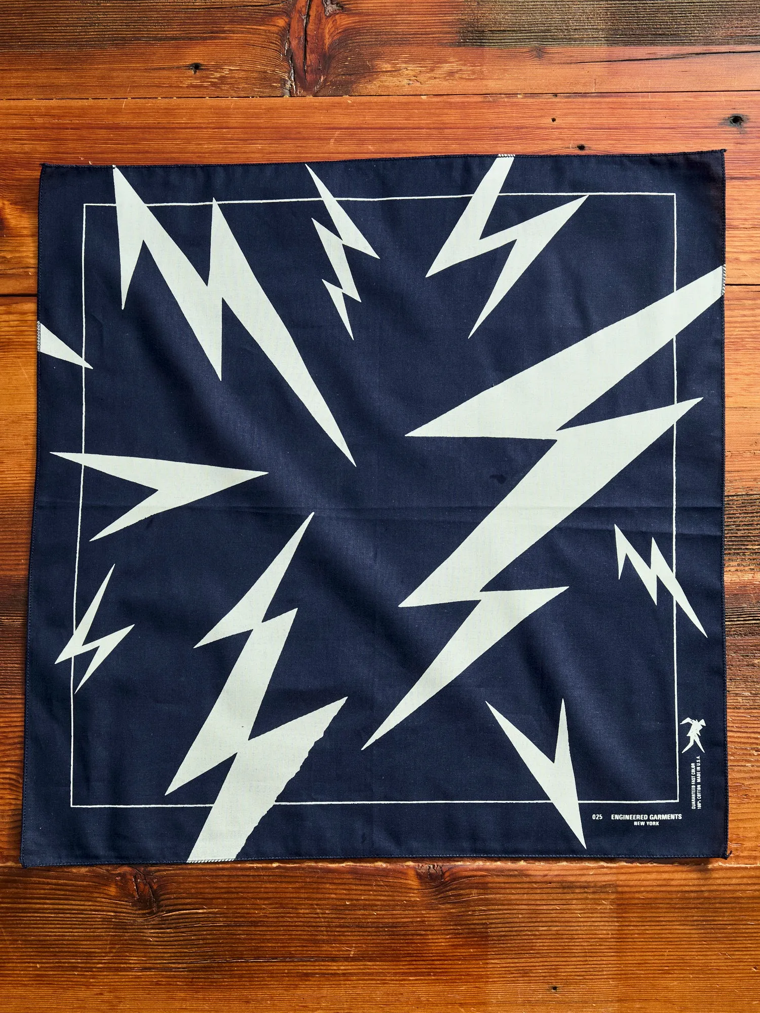 Printed Bandana in Navy Lightning