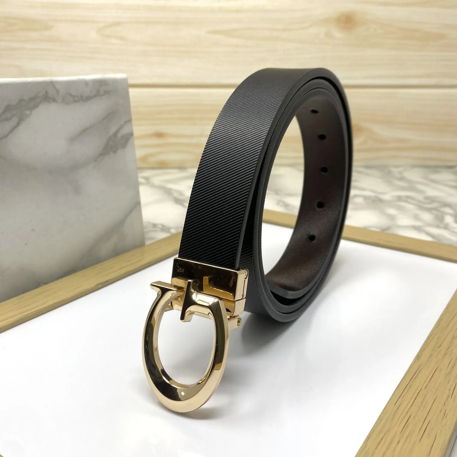 Small G Letter Reversible Strap Belt For Men-JonasParamount