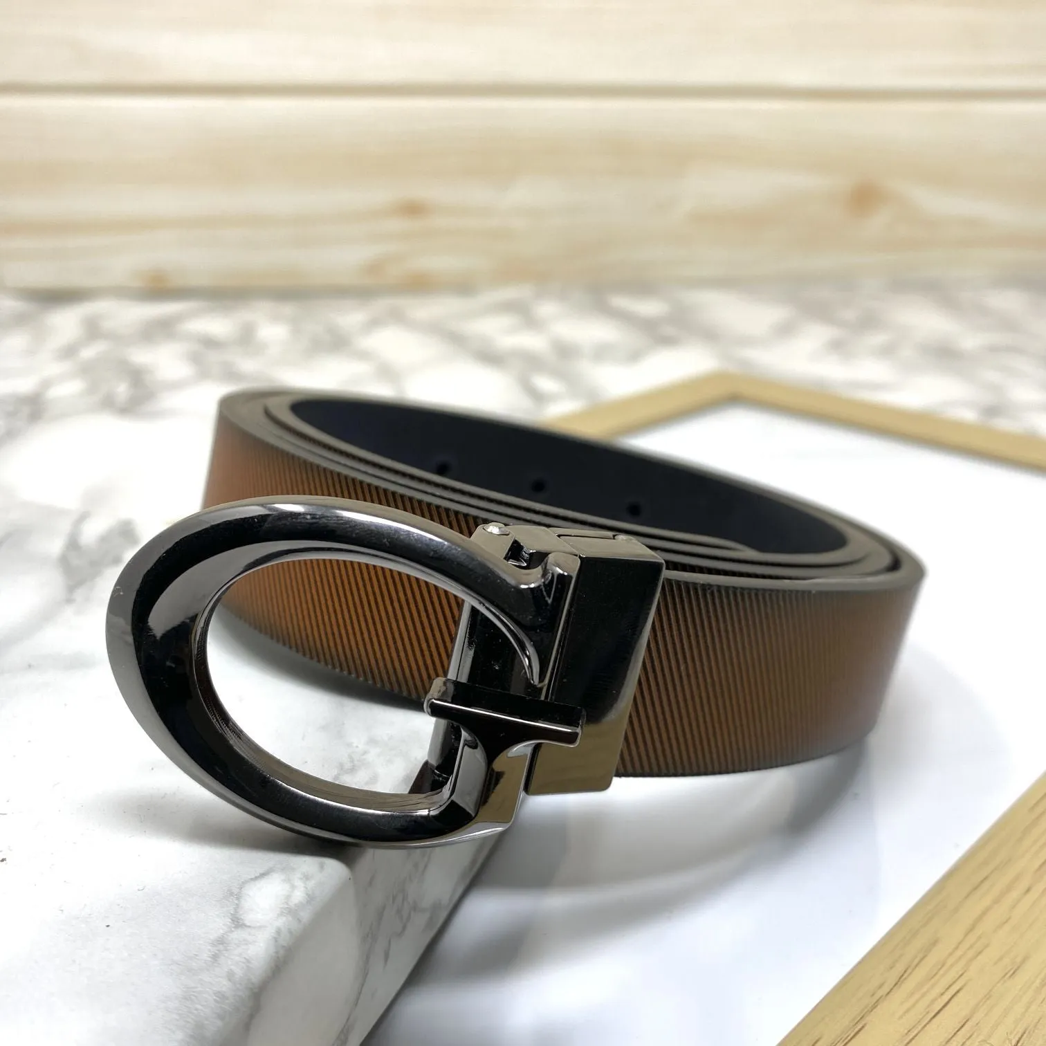 Small G Letter Reversible Strap Belt For Men-JonasParamount