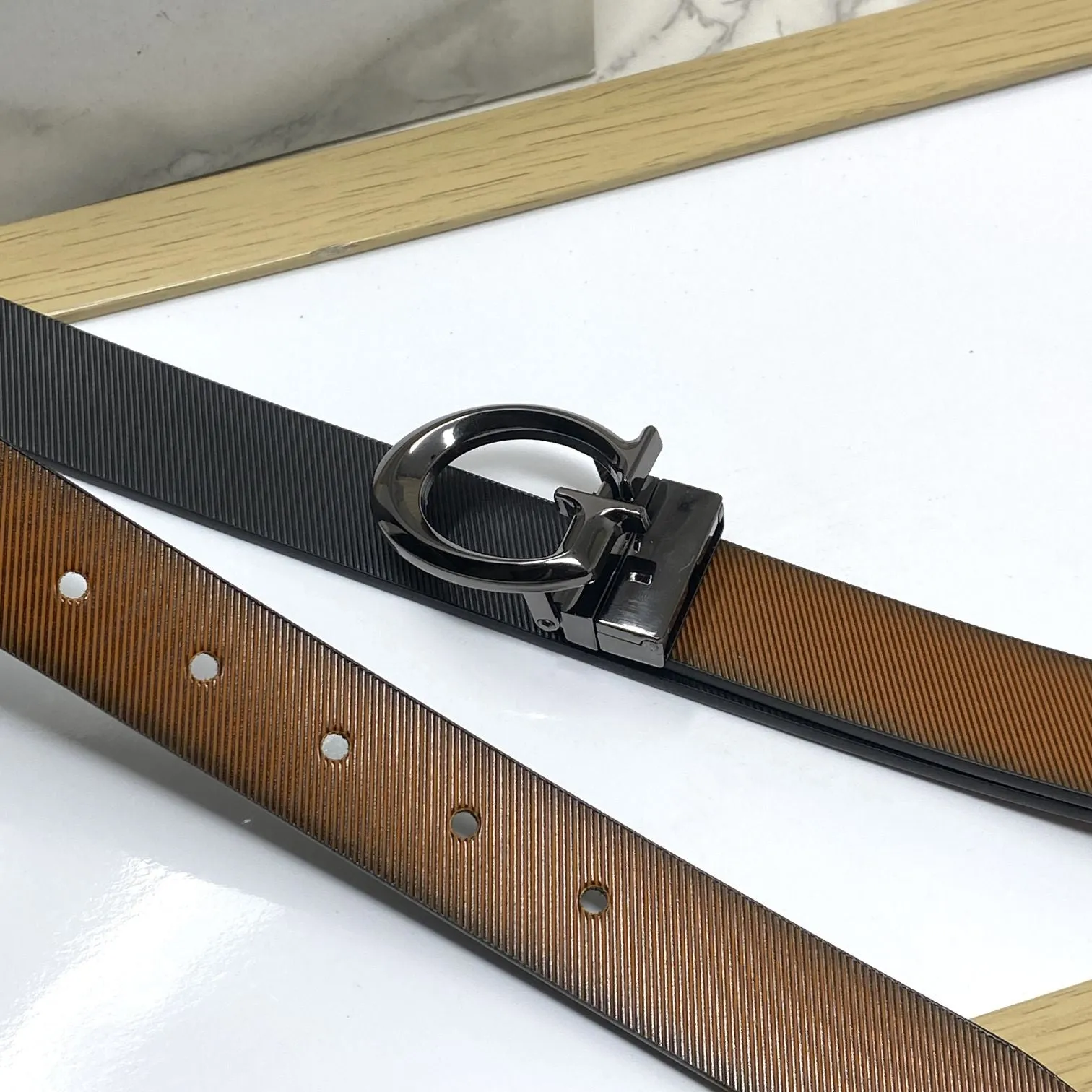 Small G Letter Reversible Strap Belt For Men-JonasParamount