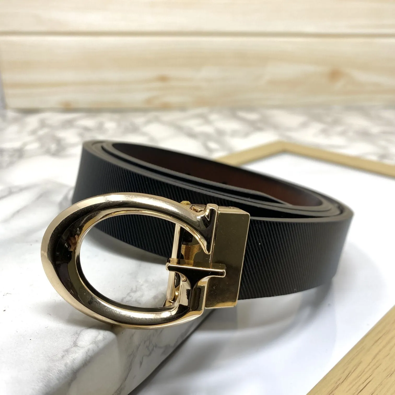 Small G Letter Reversible Strap Belt For Men-JonasParamount