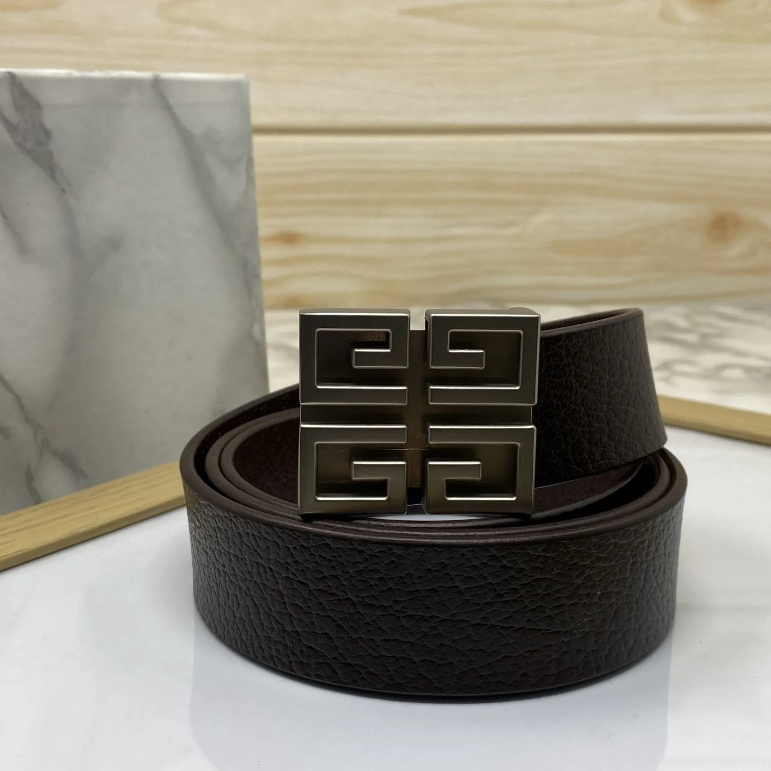 Square Section Leather Strap Belt-JonasParamount