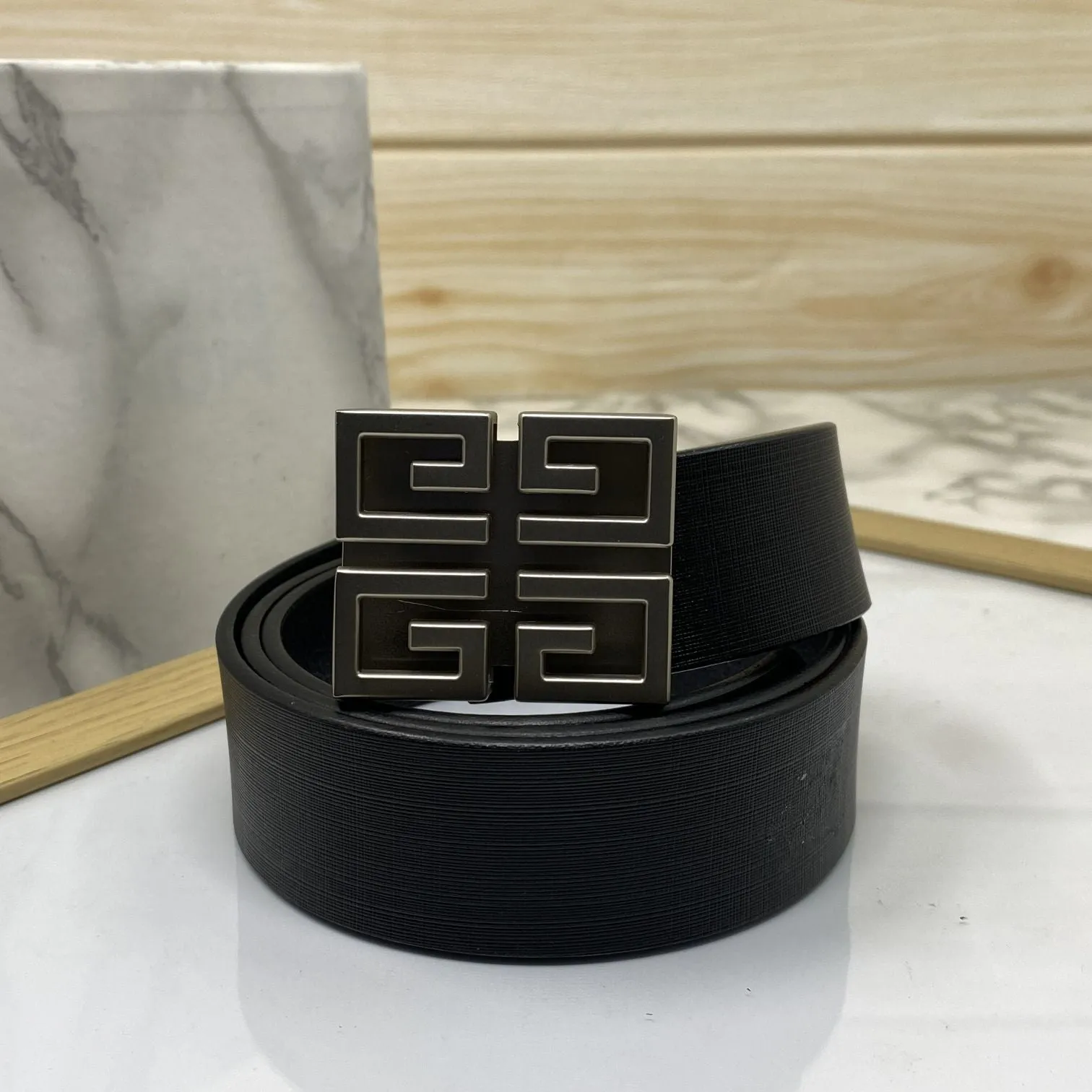 Square Section Leather Strap Belt-JonasParamount