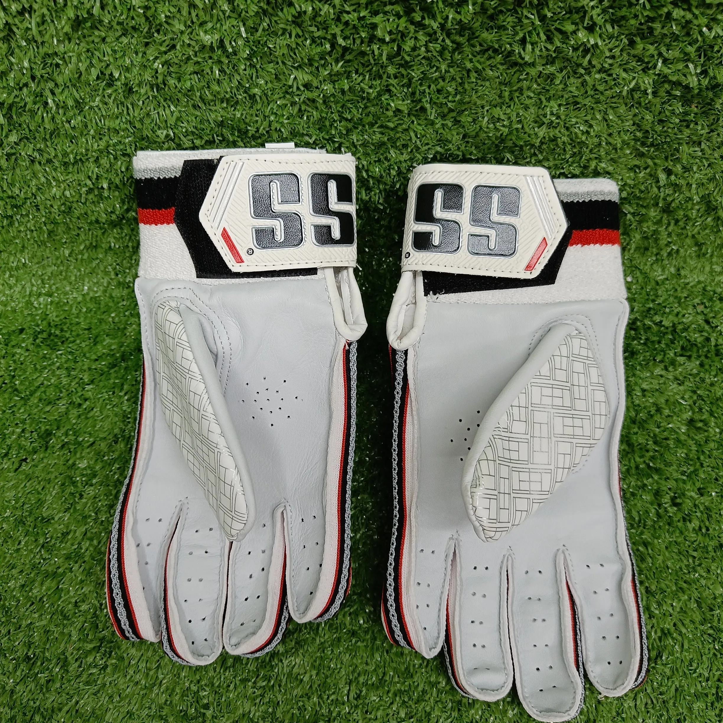 SS Indoor Junior / Youth Tennis Ball Cricket Batting Gloves (Ambidextrous)